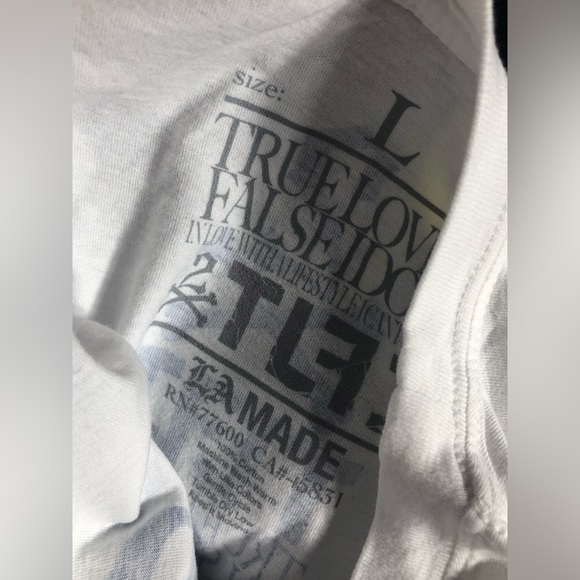 NWT True Love False Idols Wolf Search and Destroy White Tee - Size L - Picture 4 of 5
